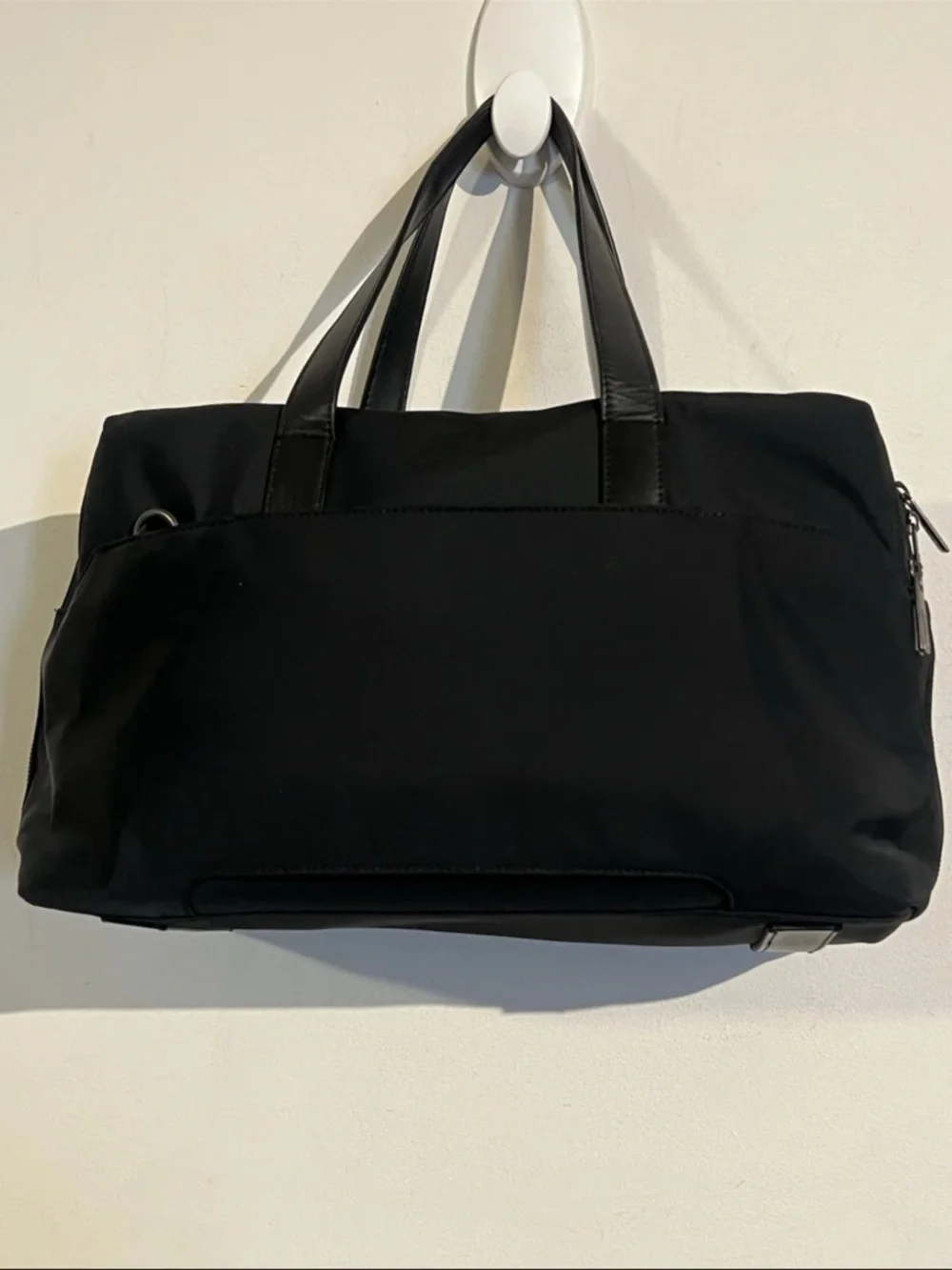 Away everywhere duffle black bag